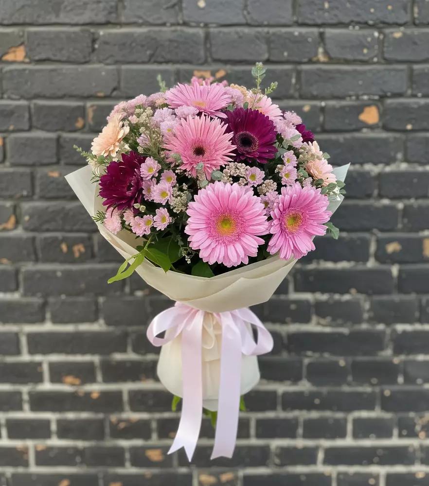 Букет цветов из: Герберы и Хризантемы в Покровке