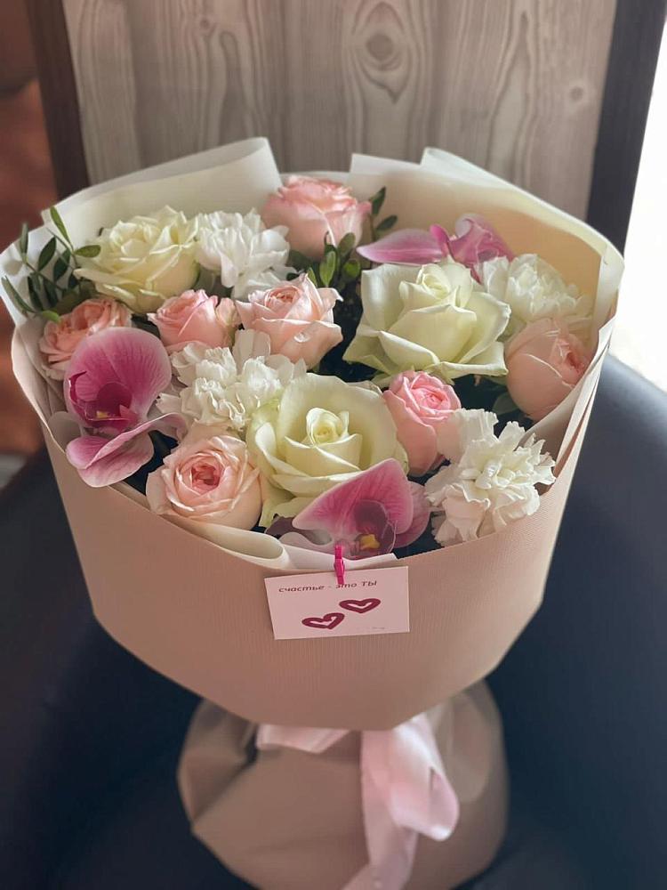 Букет цветов из: Орхидеи, Розы и Гвоздики в Покровке