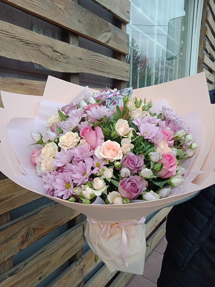 Букет цветов из: Розы и Хризантемы в Покровке