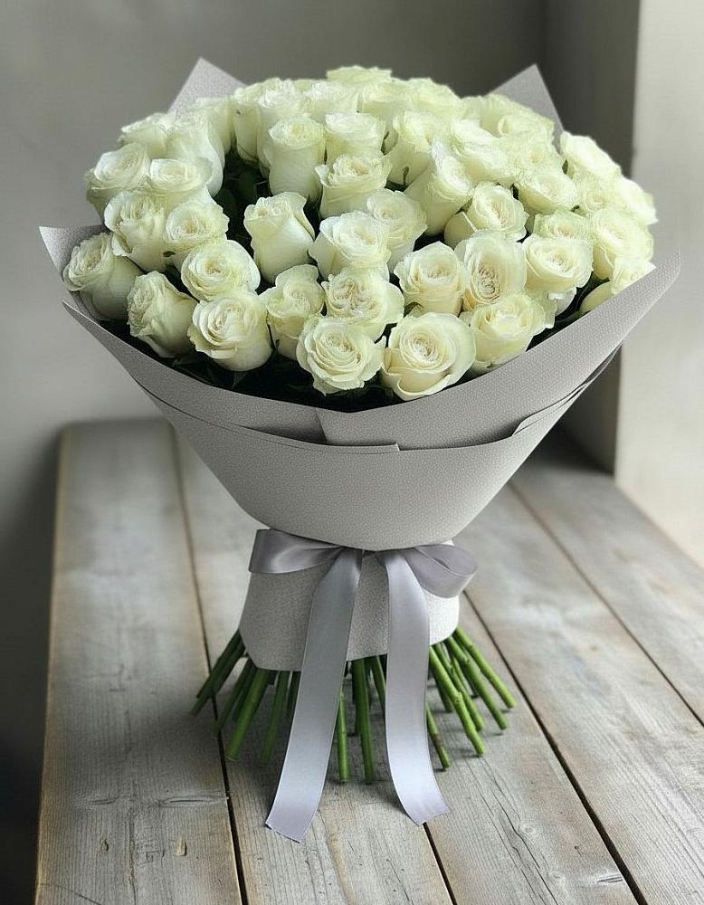Букет 35 Белых роз в Покровке