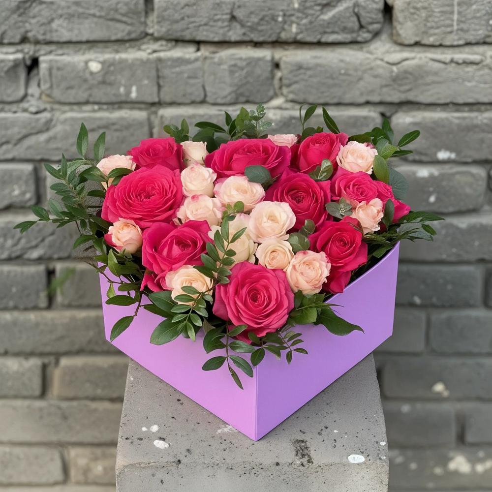 Цветочная композиция из Розы в коробке в Покровке