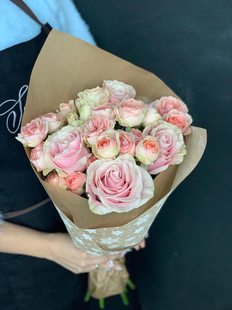 Букет цветов из: Хризантемы и Розы в Покровке