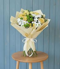 Букет цветов из:  Хризантемы и Розы в Покровке