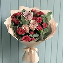 Букет цветов из:  Гвоздики и Розы в Покровке