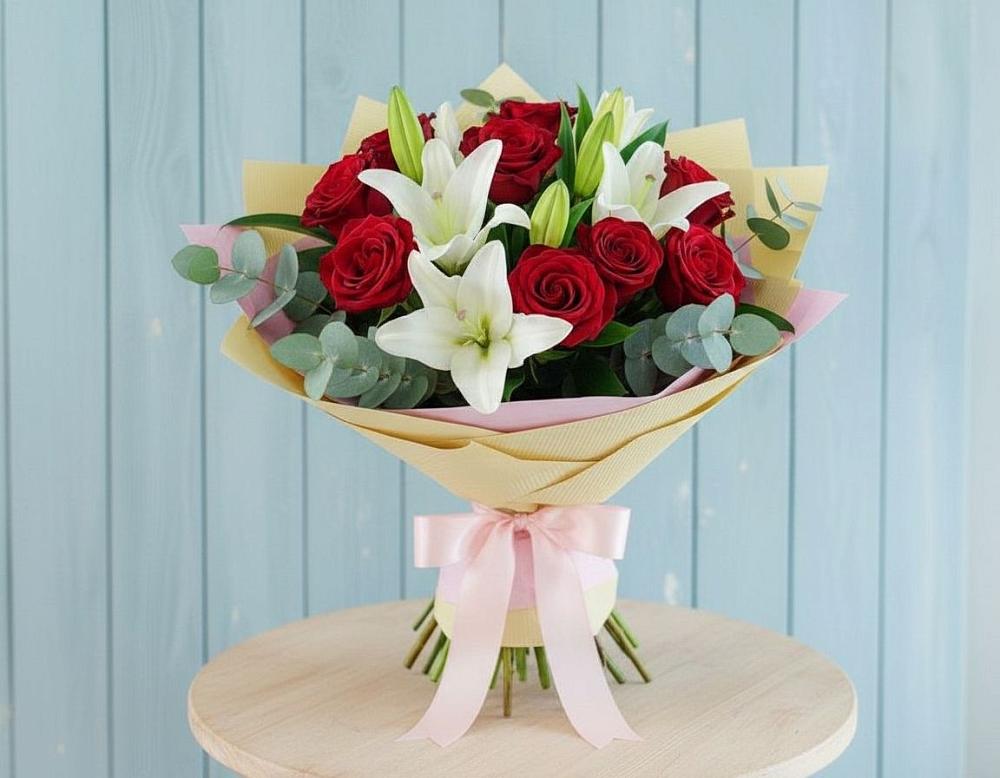 Букет цветов из: Лилии и Розы в Покровке